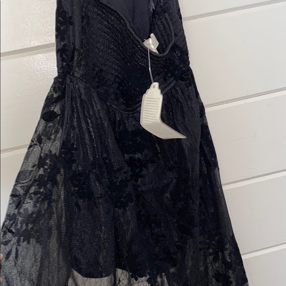 Band of Gypsies Flocked Floral Lace Maxi Dress - Picture 7 of 8